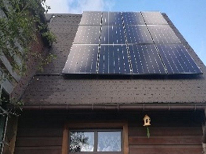 Kolektory słoneczne, instalacja fotowoltaiczna na budynkach mieszkańców Gminy Lipsk